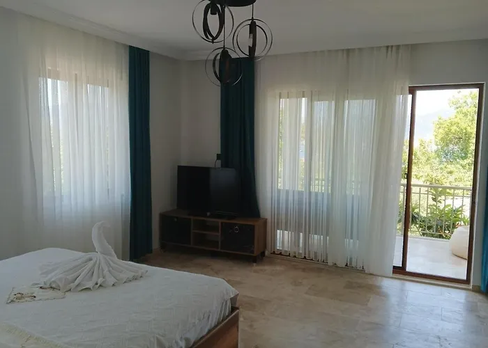 Hanim Pinar Butik * Селемие